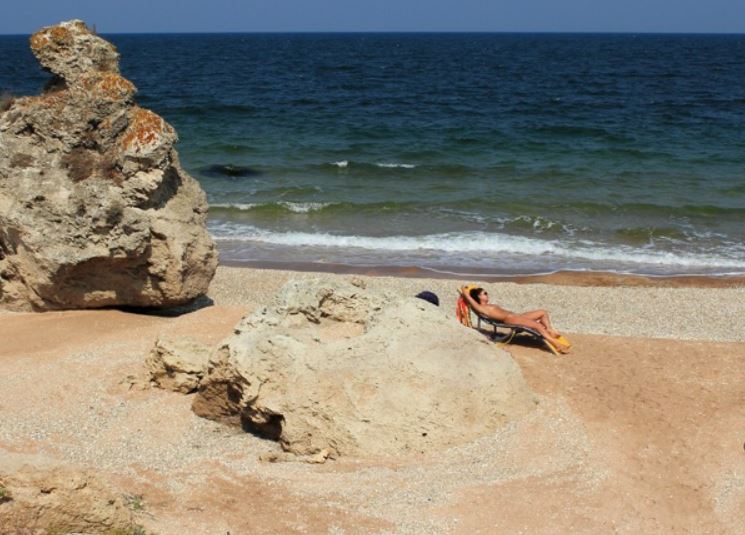 Нудисткие пляжи в Крыму