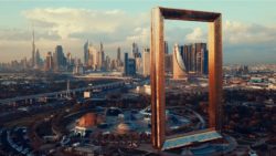 Откройте тайны золотой рамки Дубая